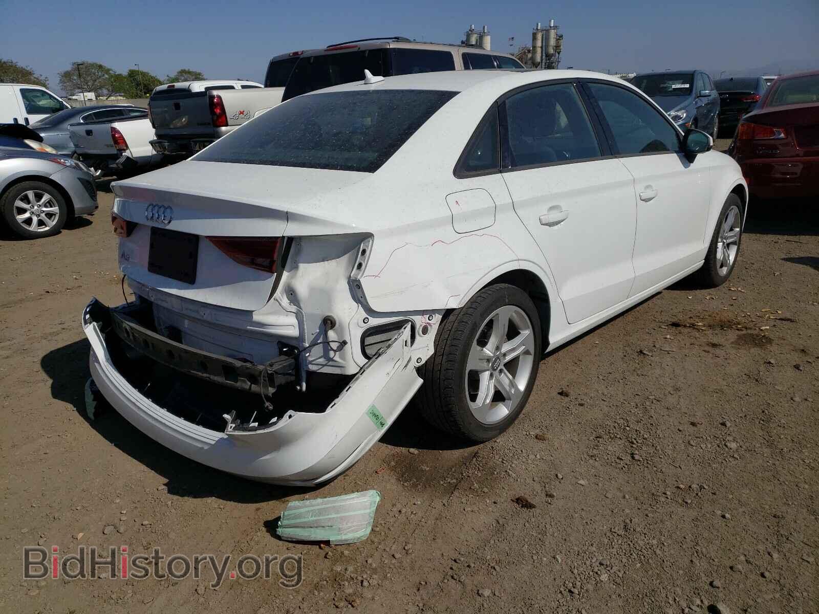2018 AUDI A3 - VIN: WAUAUGFF6J1036328 - Фото 4
