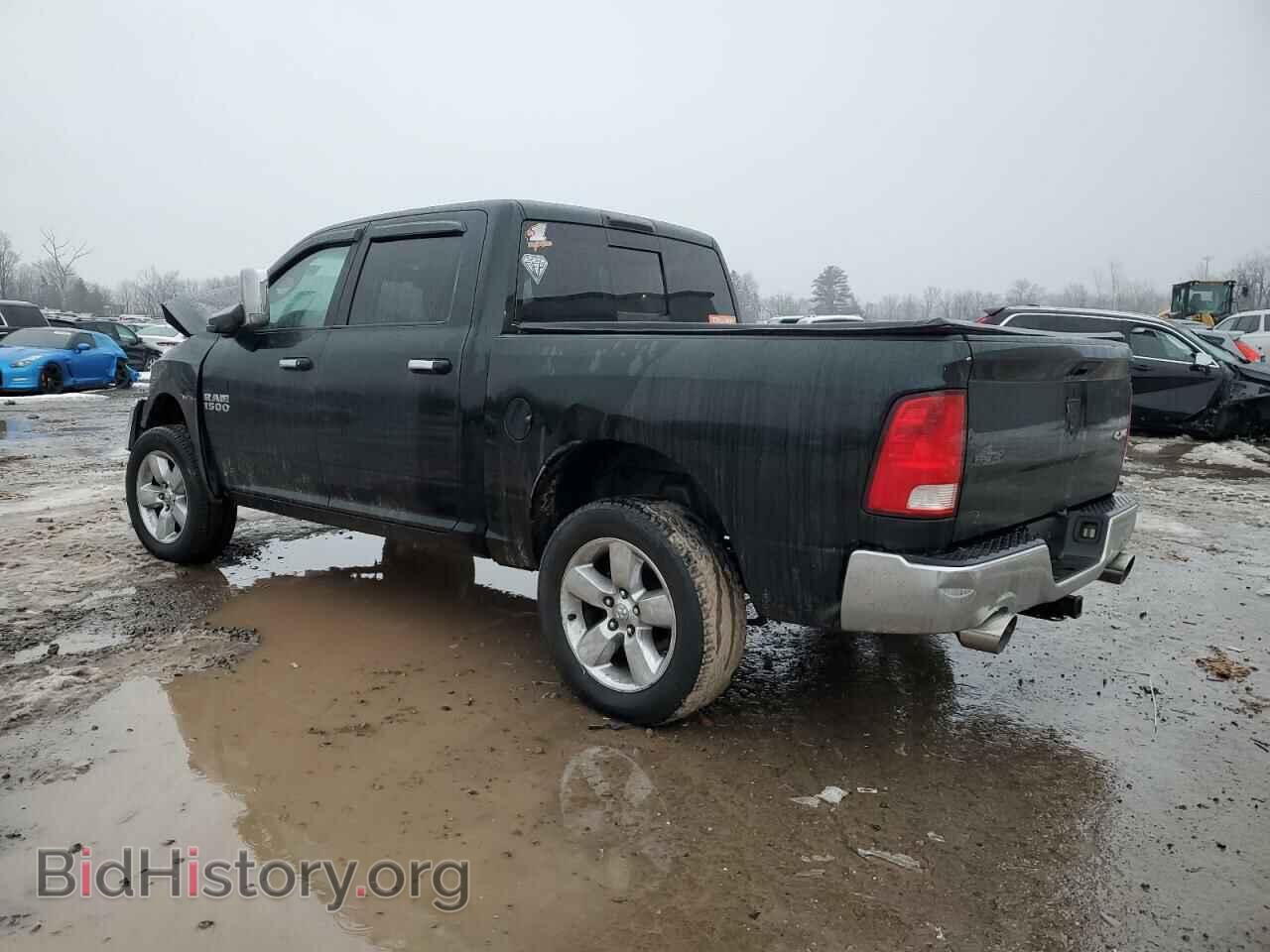 2015 RAM 1500 - VIN: 3C6RR7LT8FG641033 - Фото 2