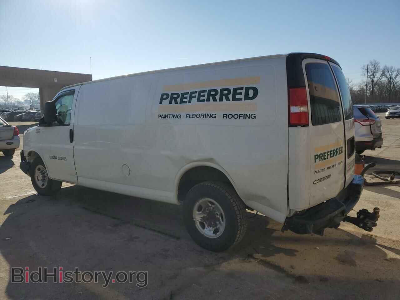 2018 CHEVROLET EXPRESS - VIN: 1GCZGHFGXJ1240075 - Фото 2