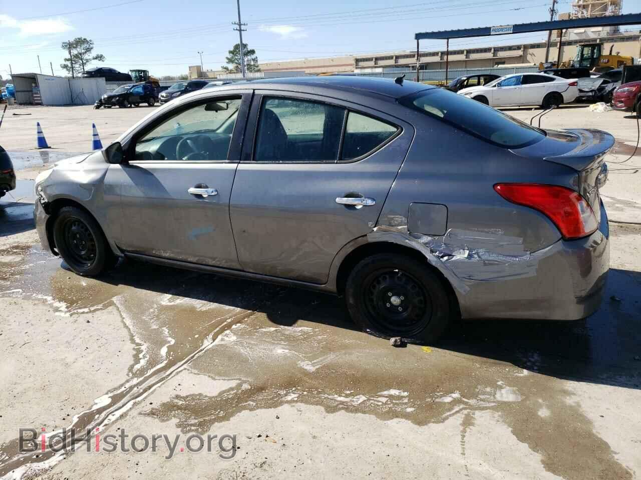 2016 NISSAN VERSA - VIN: 3N1CN7AP1GL849704 - Фото 2