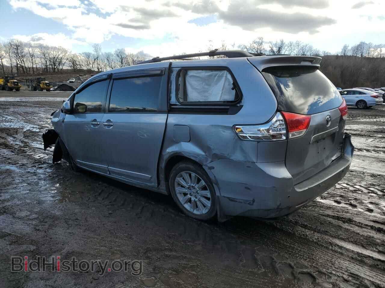2012 TOYOTA All Models - VIN: 5TDDK3DC9CS047675 - Фото 2