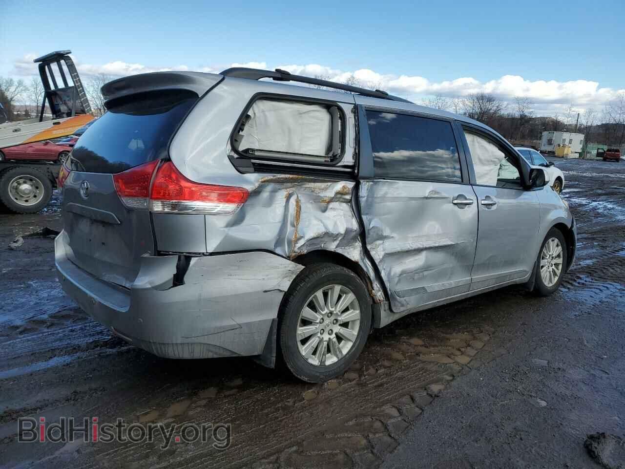 2012 TOYOTA All Models - VIN: 5TDDK3DC9CS047675 - Фото 3