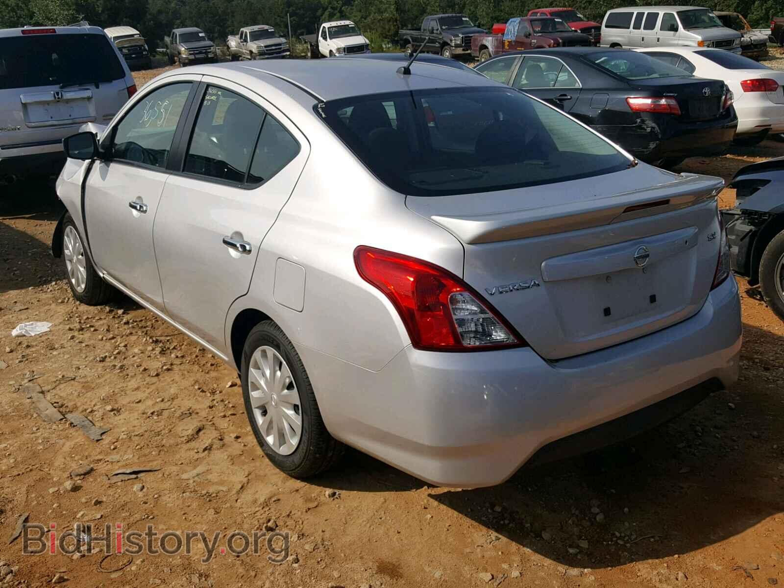 2017 NISSAN VERSA - VIN: 3N1CN7AP1HK449956 - Фото 3