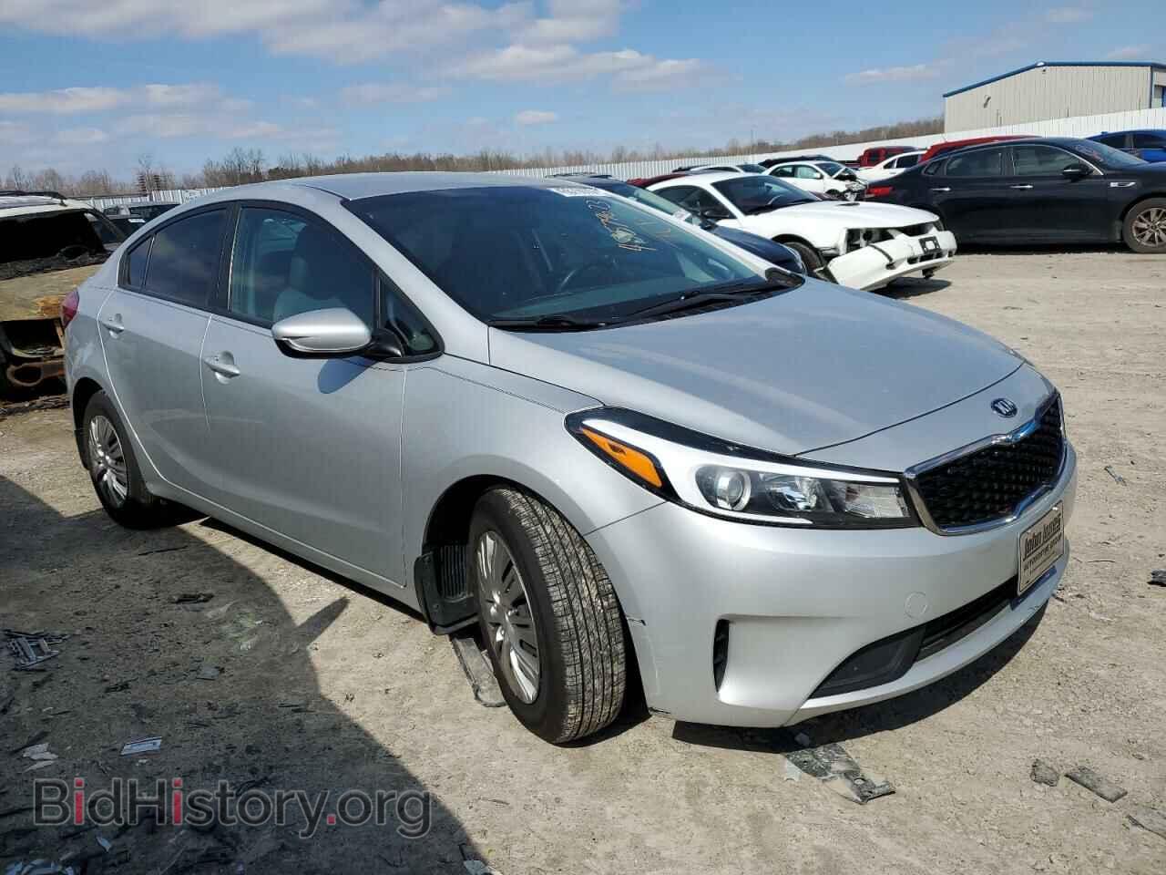 2017 KIA FORTE - VIN: 3KPFK4A73HE043614 - Фото 4