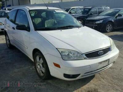 2007 Ford FOCUS, белый — VIN 1FAHP31N27W169654, Copart