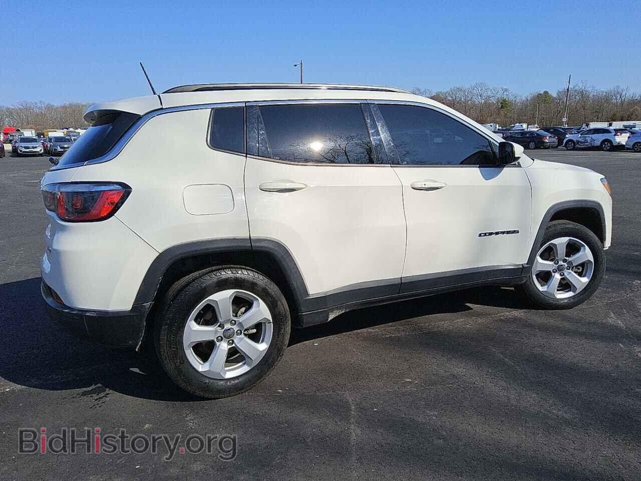 2019 JEEP COMPASS - VIN: 3C4NJDBB5KT748533 - Фото 3