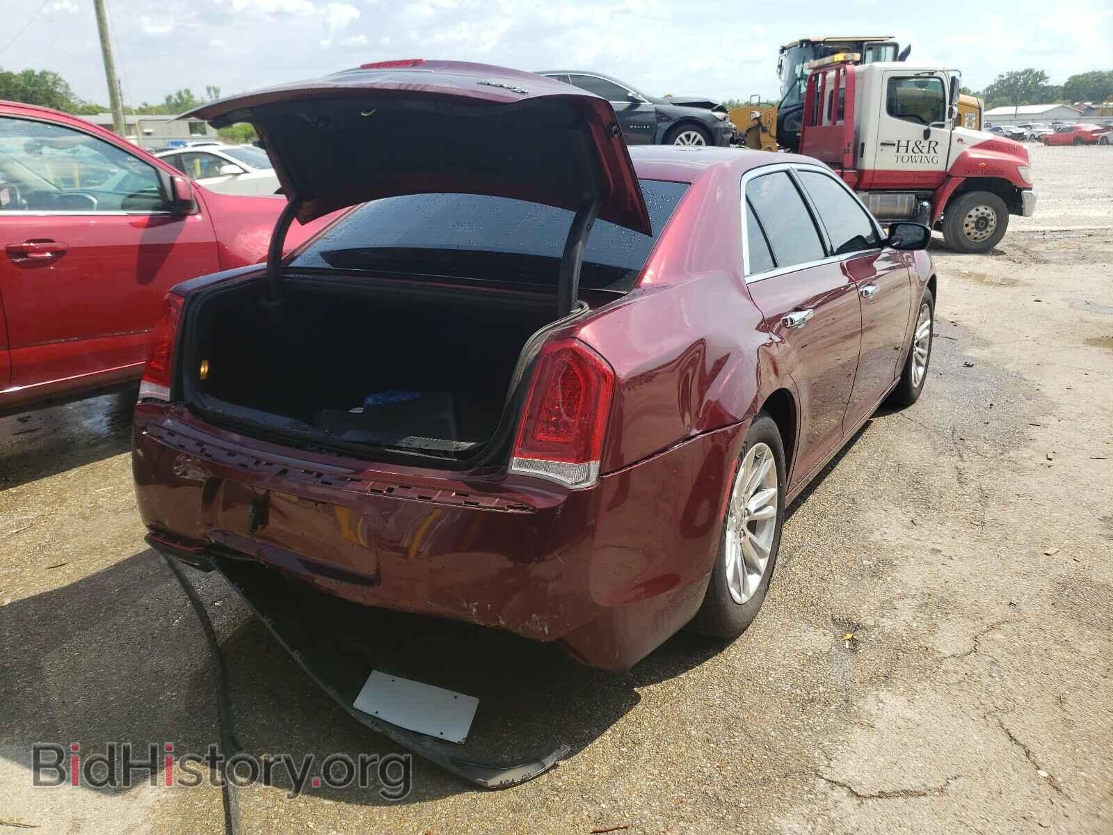 2016 CHRYSLER 300 - VIN: 2C3CCAEG8GH189832 - Фото 4