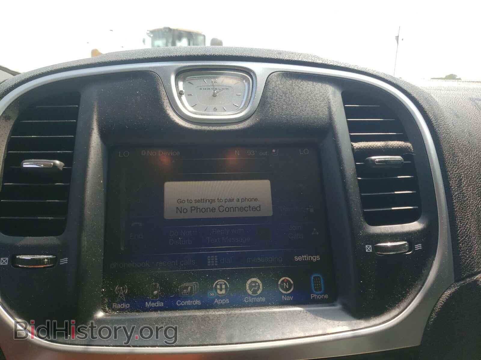 2016 CHRYSLER 300 - VIN: 2C3CCAEG8GH189832 - Фото 9