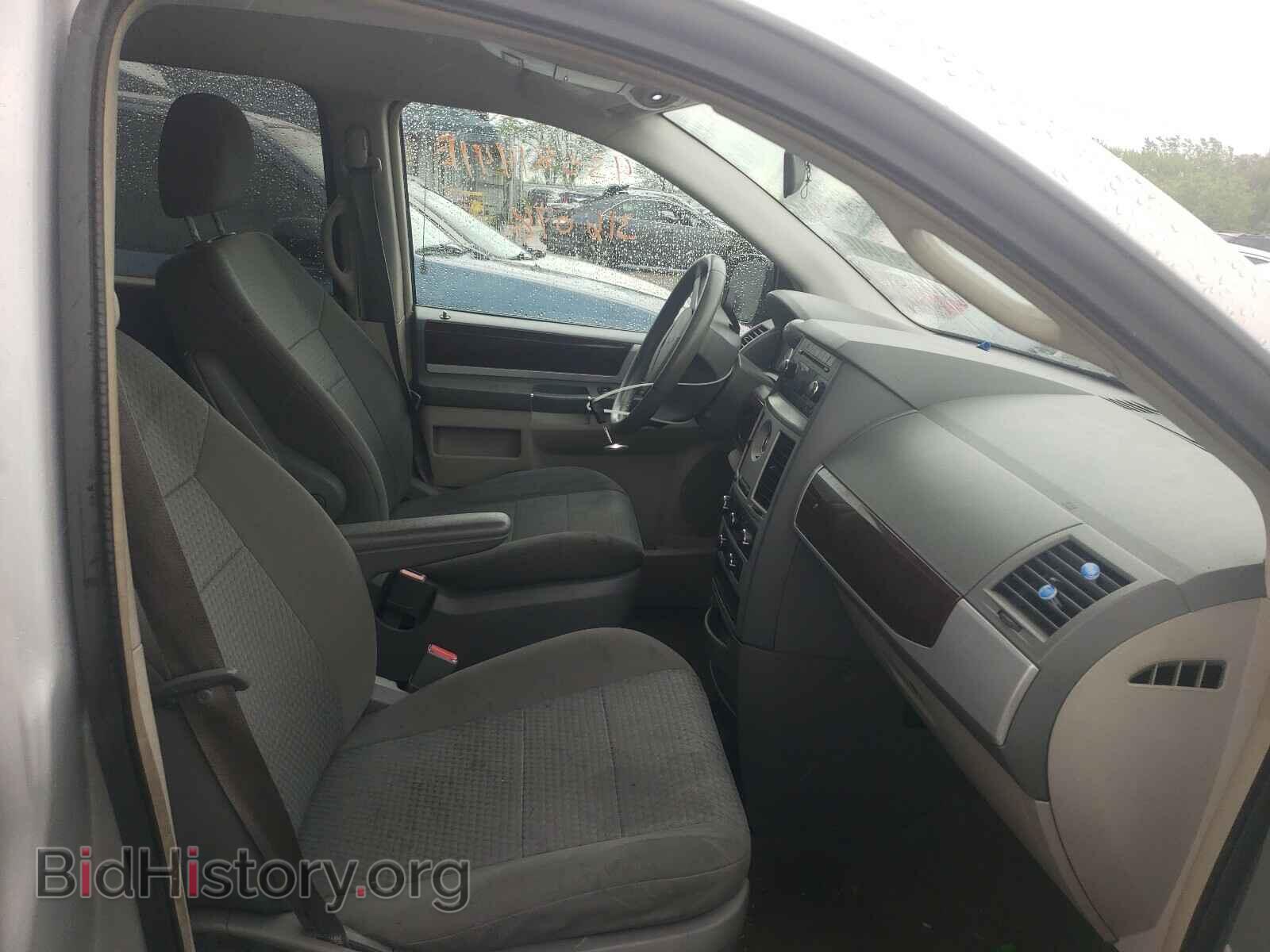 2010 CHRYSLER MINIVAN - VIN: 2A4RR5D14AR176144 - Фото 5