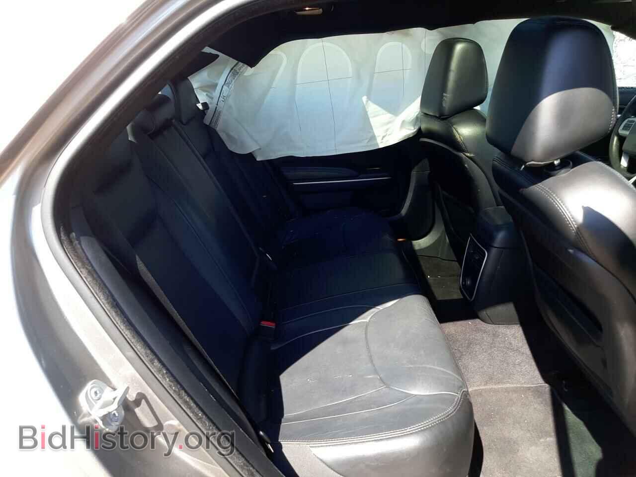 2014 CHRYSLER 300 - VIN: 2C3CCAAG9EH263116 - Фото 6