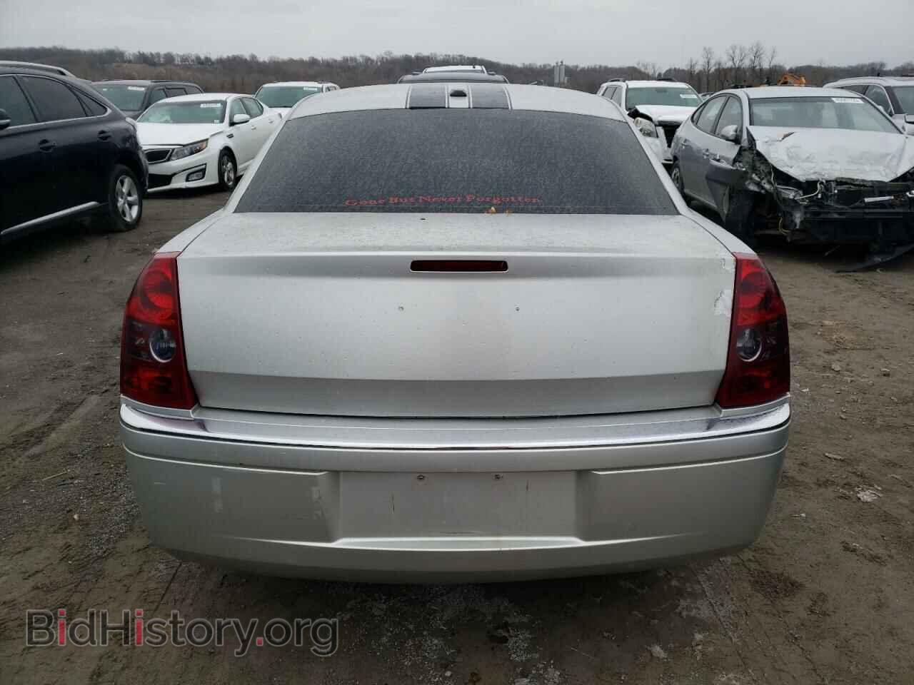 2009 CHRYSLER 300 - VIN: 2C3KA33V99H640008 - Фото 6