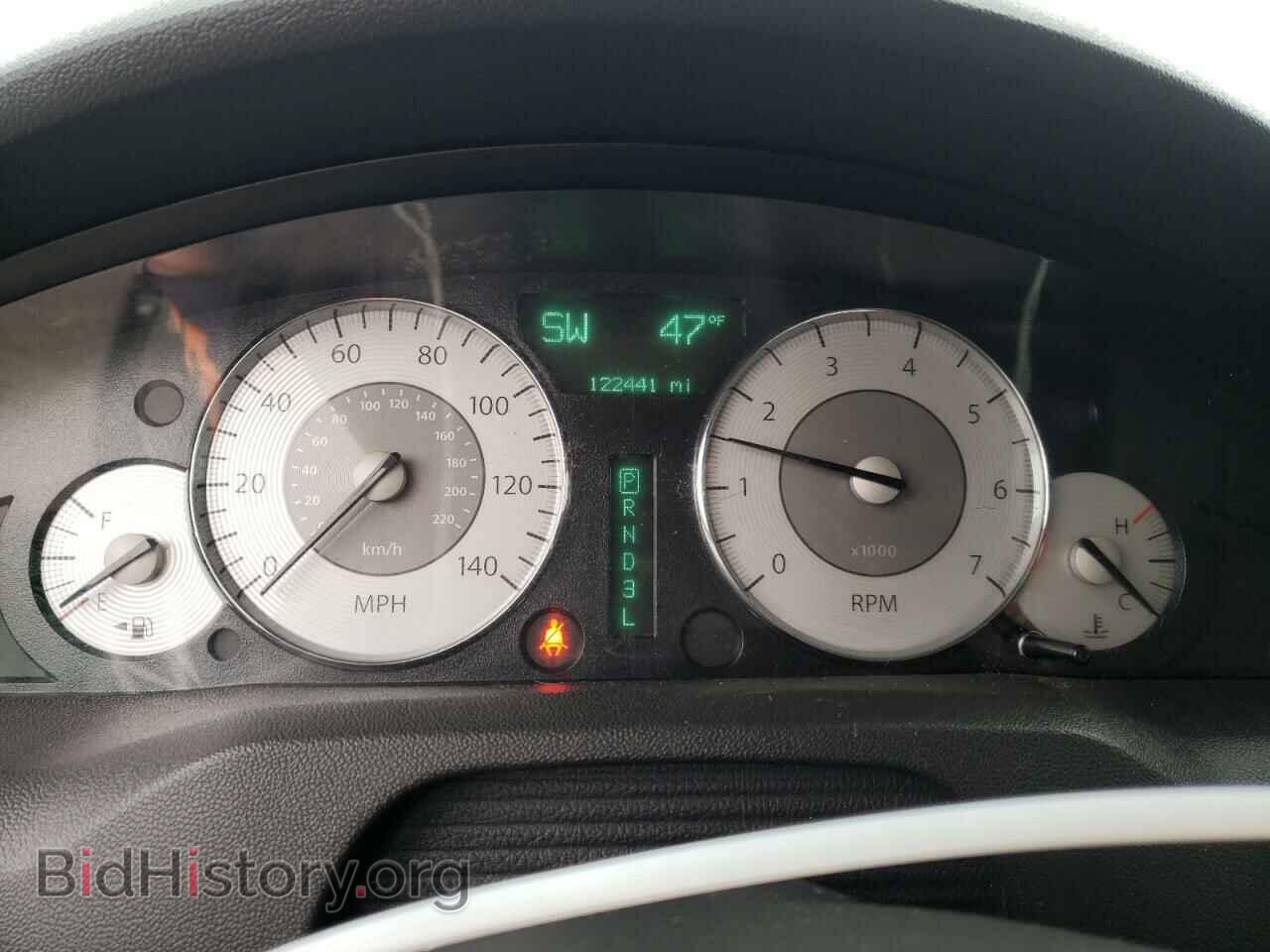 2009 CHRYSLER 300 - VIN: 2C3KA33V99H640008 - Фото 9