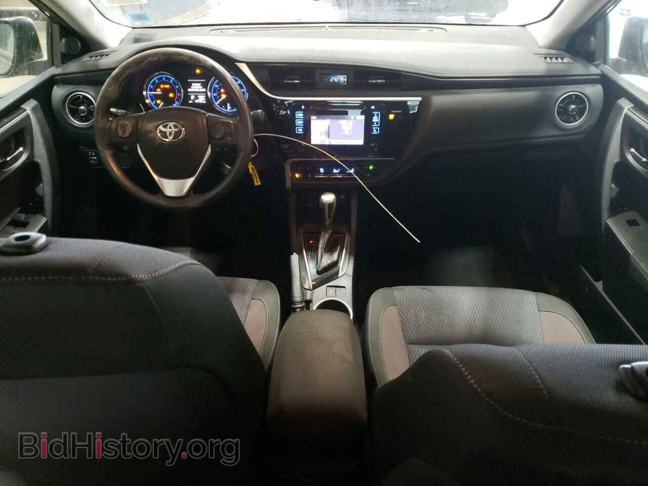 2017 TOYOTA COROLLA - VIN: 2T1BURHE4HC954012 - Фото 8
