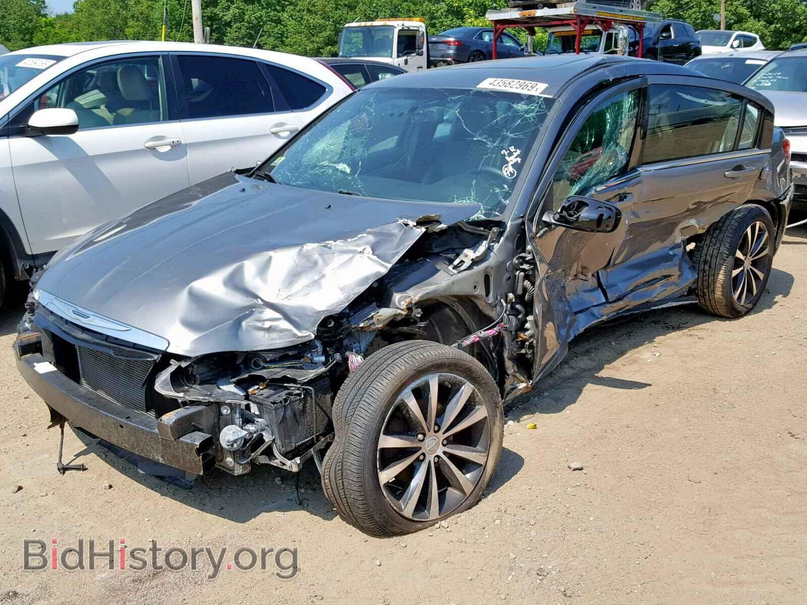 2013 CHRYSLER 200 - VIN: 1C3CCBCG7DN744247 - Photo 2