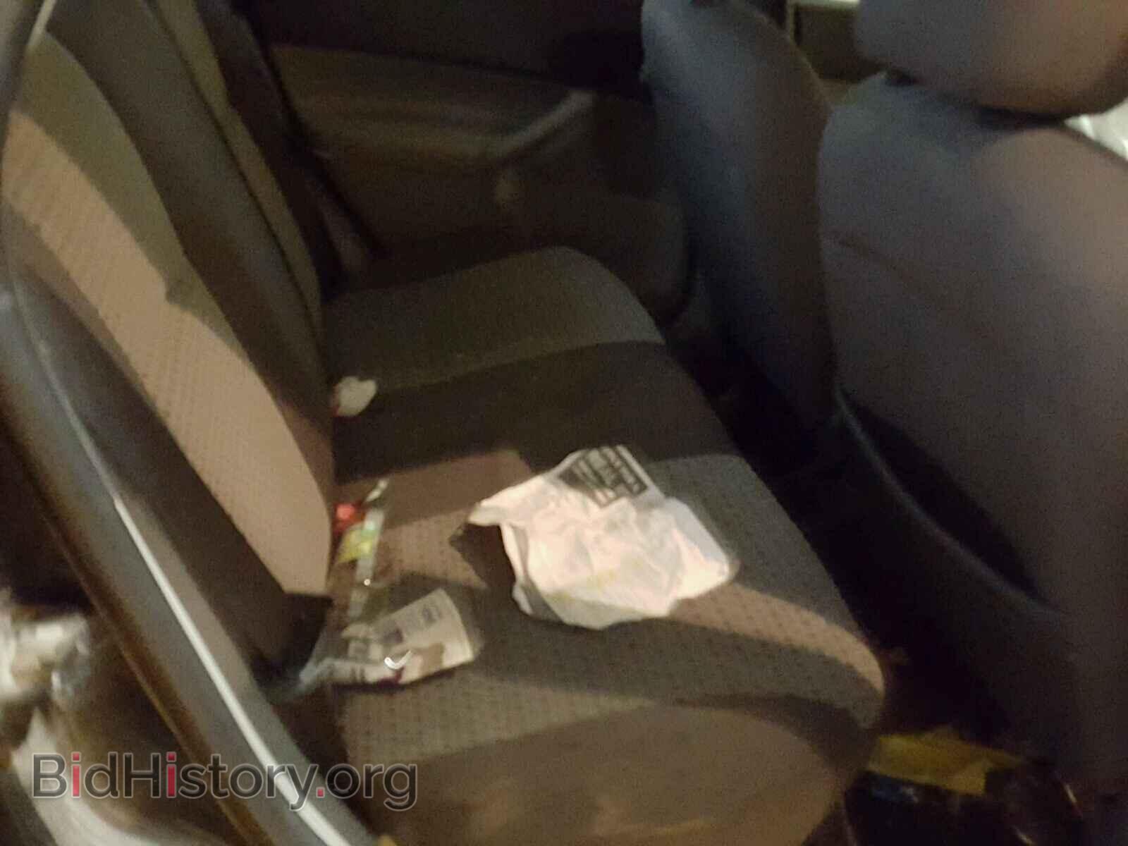 2007 FORD FOCUS - VIN: 1FAFP34NX7W361052 - Photo 6
