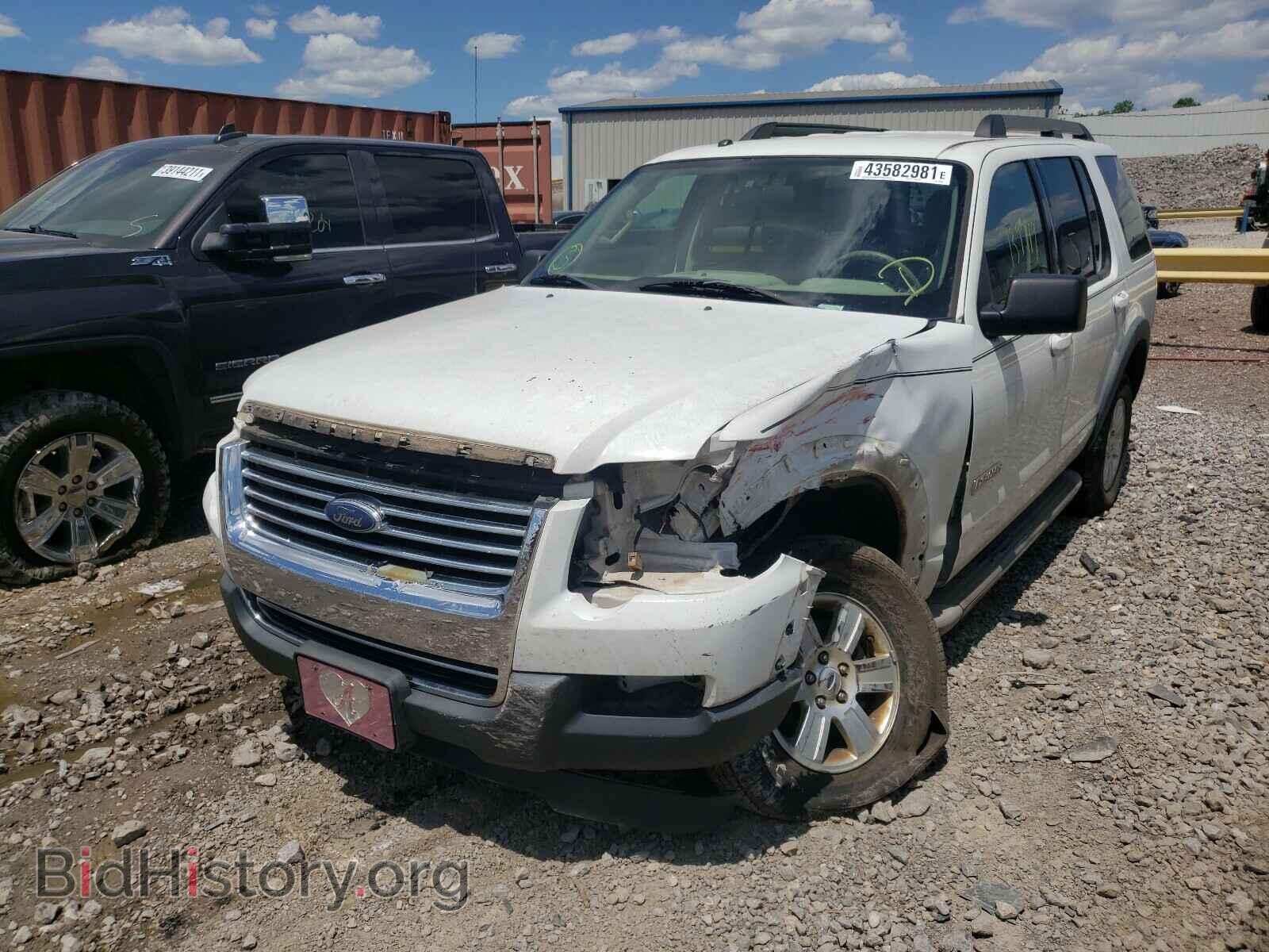2007 FORD EXPLORER - VIN: 1FMEU63E17UB65669 - Фото 2