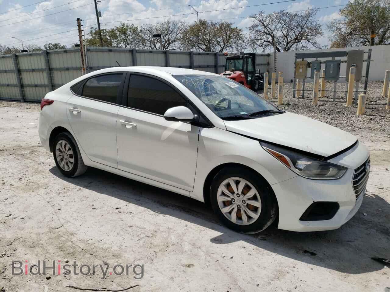 2019 HYUNDAI ACCENT - VIN: 3KPC24A30KE044792 - Фото 4