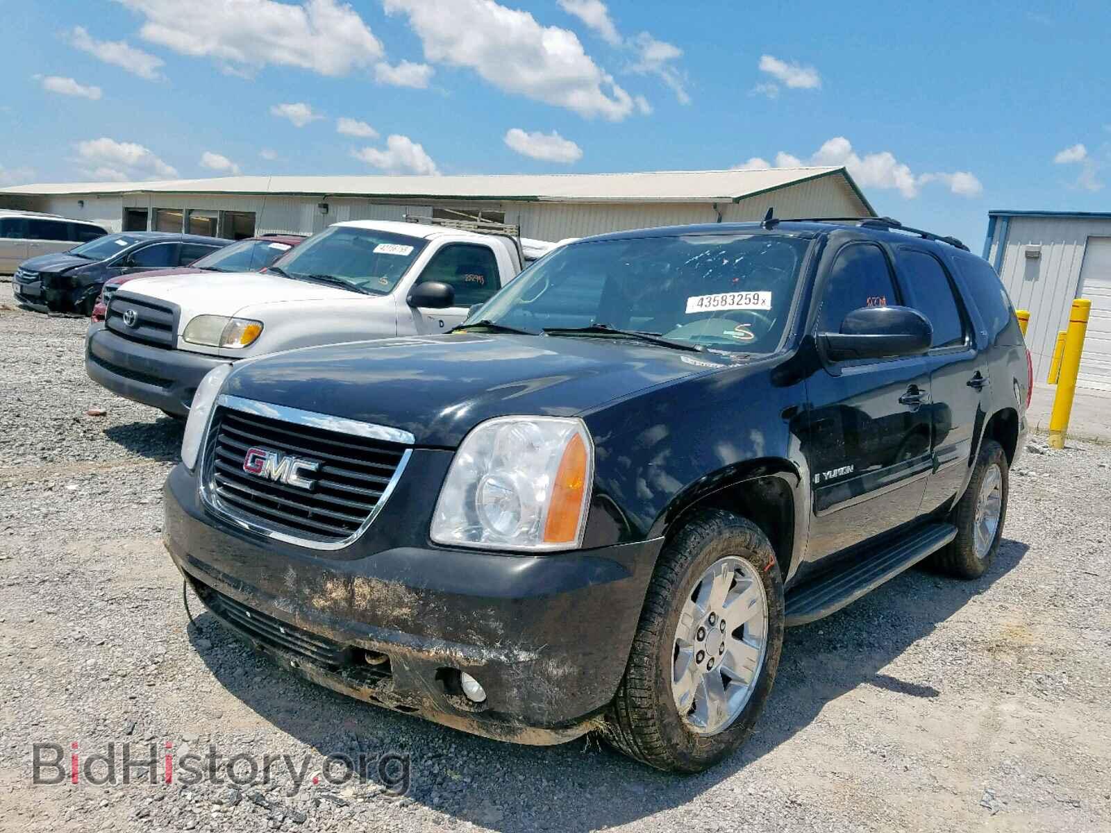 2008 GMC YUKON - VIN: 1GKFC13058R246136 - Фото 2