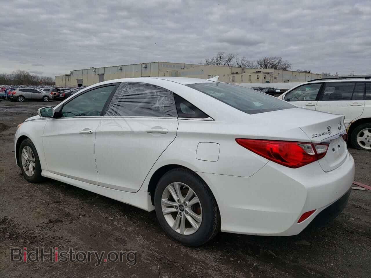 2014 HYUNDAI SONATA - VIN: 5NPEB4AC3EH902247 - Фото 2