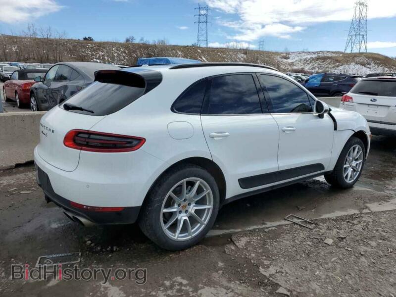 2017 Porsche MACAN (VIN WP1AB2A56HLB10130) — photo 3 of 13