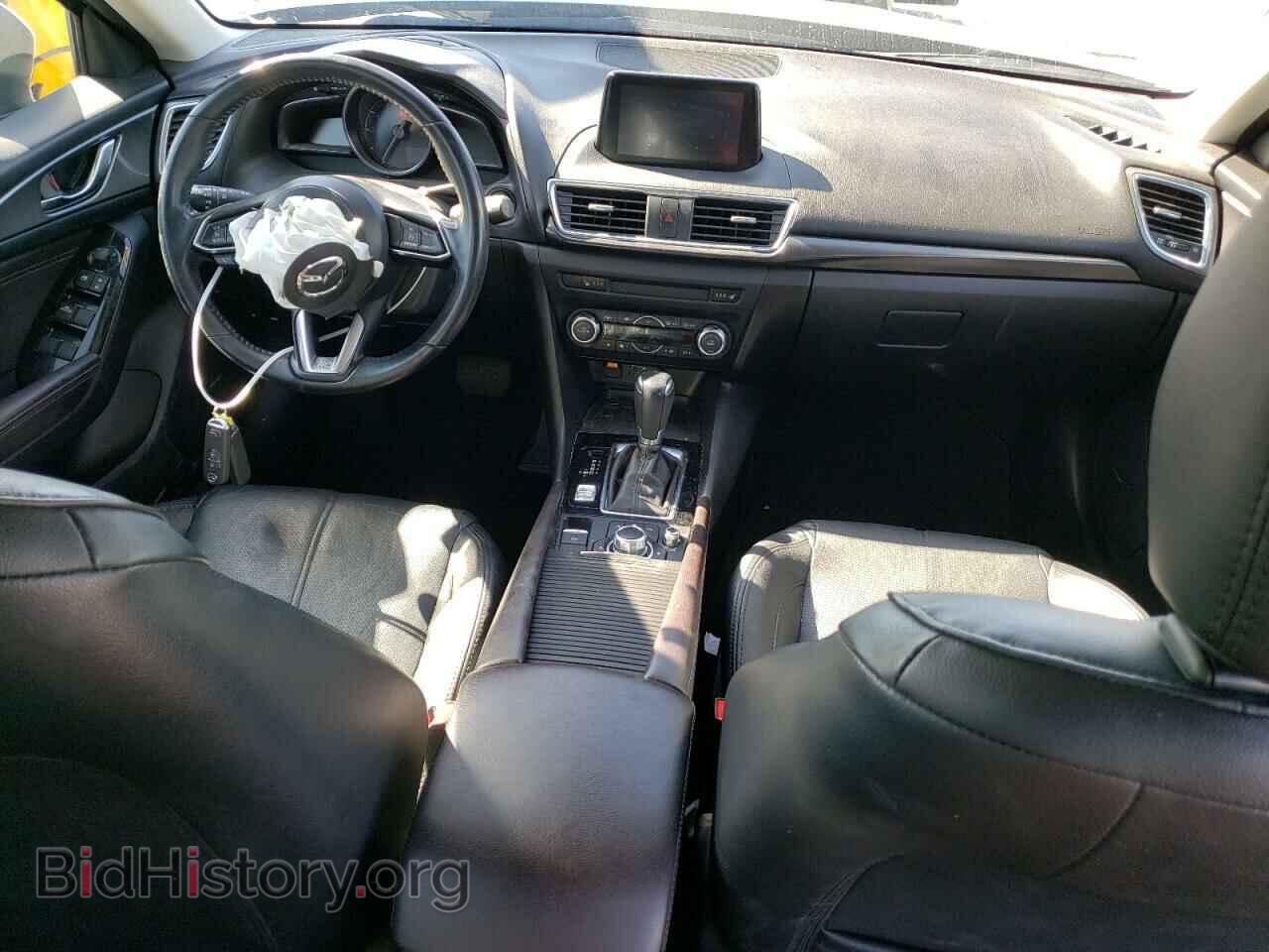 2018 MAZDA 3 - VIN: 3MZBN1M31JM202216 - Фото 8