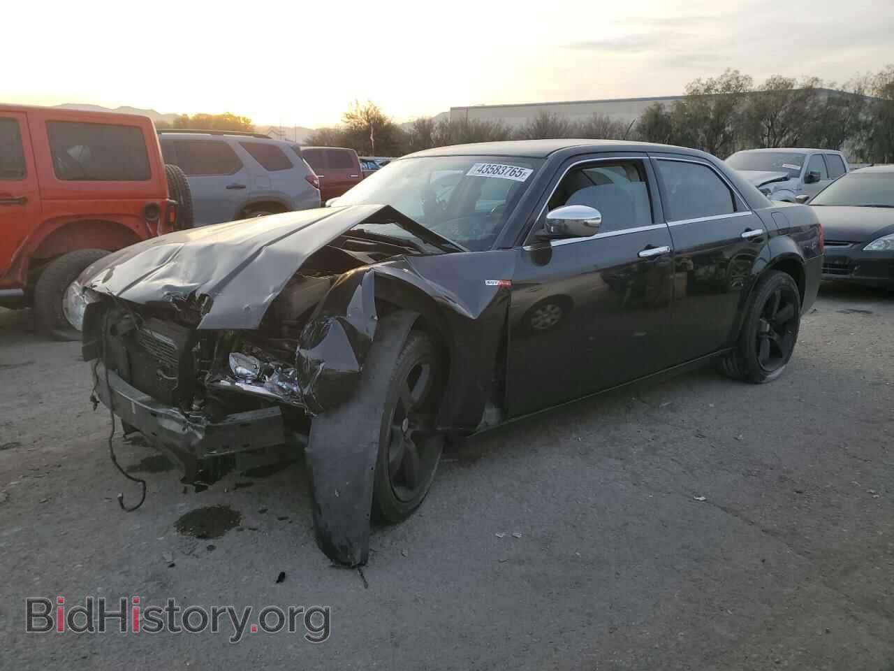 Фотография 2C3LA63H28H332015 - CHRYSLER 300 2008