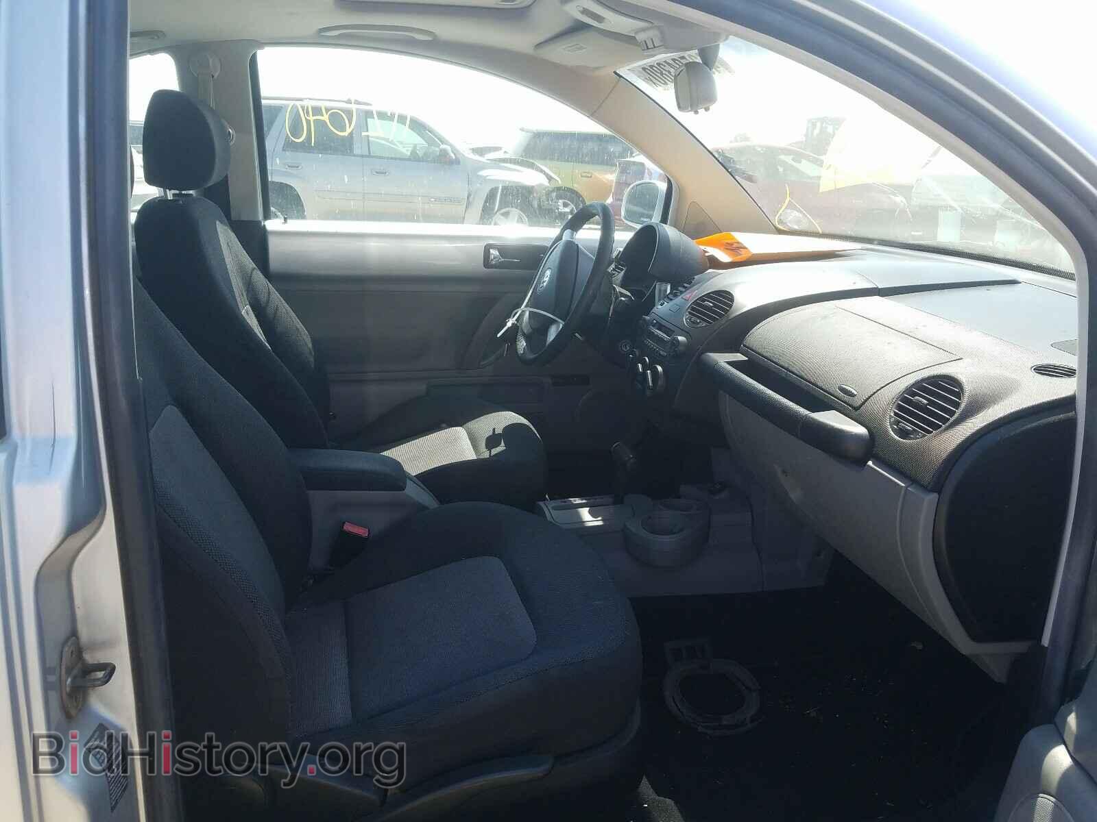 2004 VOLKSWAGEN BEETLE - VIN: 3VWCD31C14M404341 - Фото 5