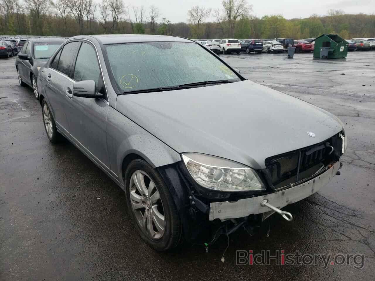 Photo WDDGF8BB8AR125356 - MERCEDES-BENZ C-CLASS 2010