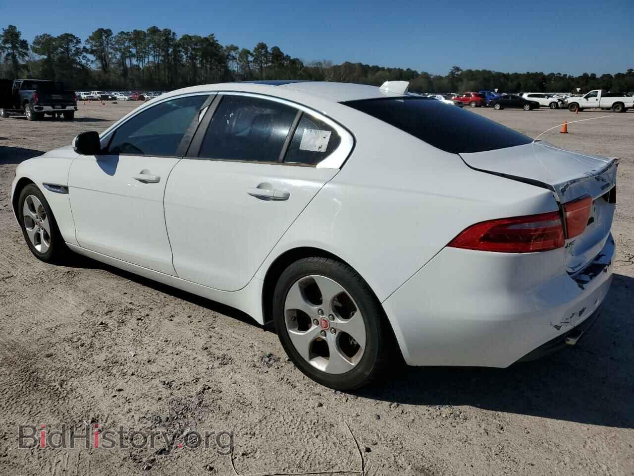 2017 JAGUAR XE - VIN: SAJAR4BG8HA973873 - Фото 2