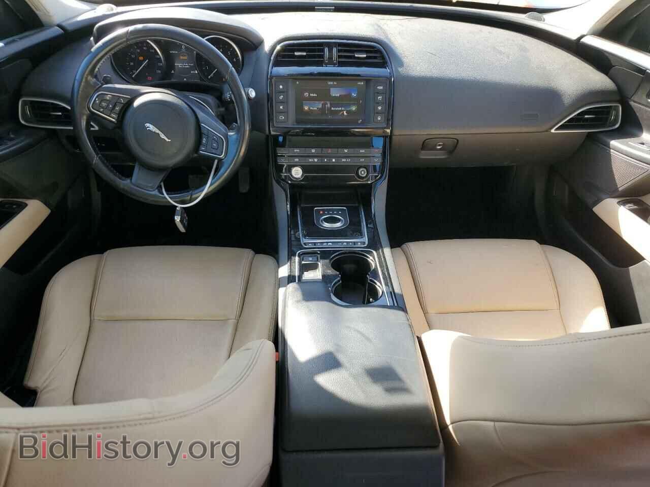 2017 JAGUAR XE - VIN: SAJAR4BG8HA973873 - Фото 8