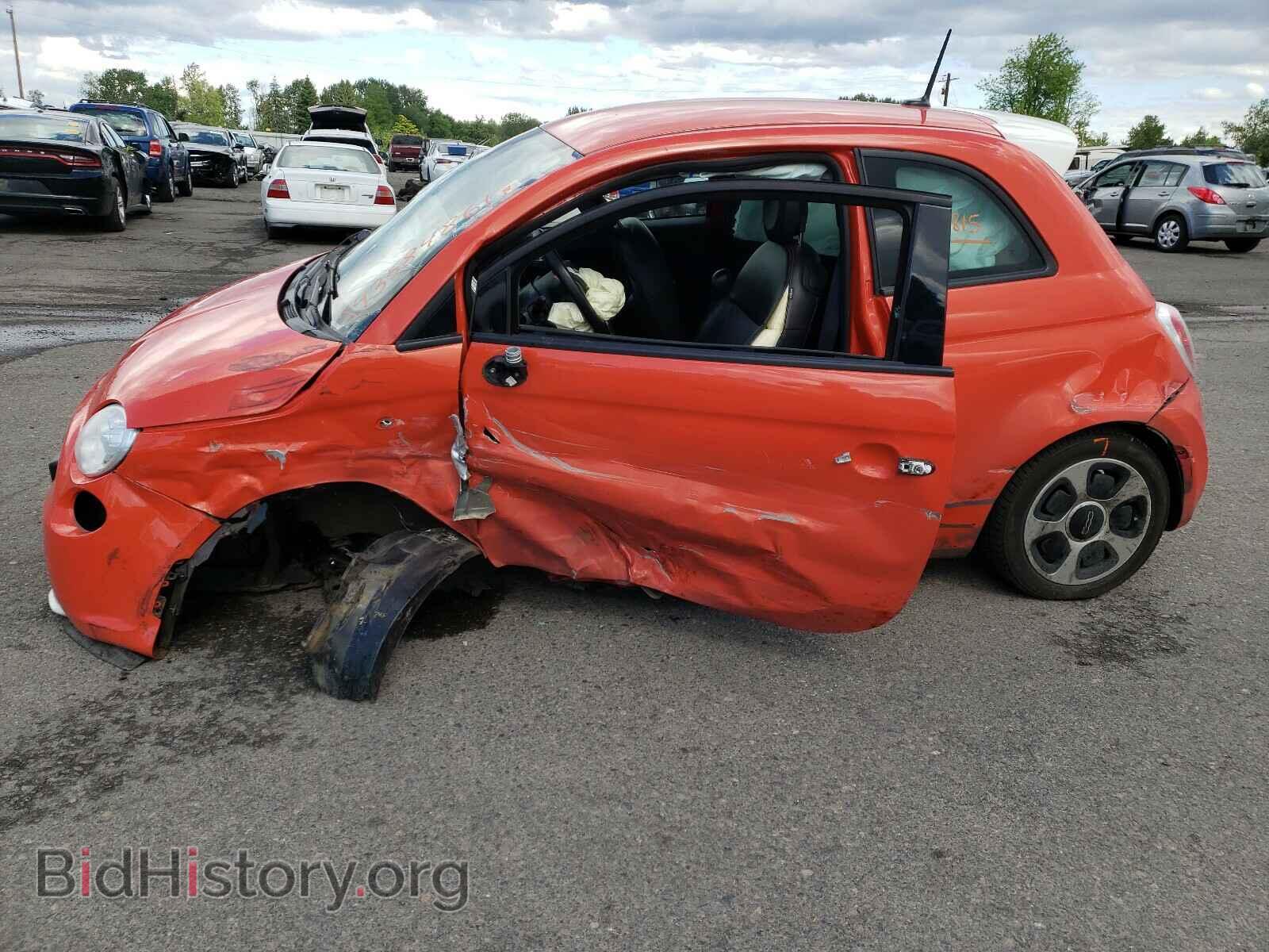 2015 FIAT 500 - VIN: 3C3CFFGE5FT749991 - Фото 9
