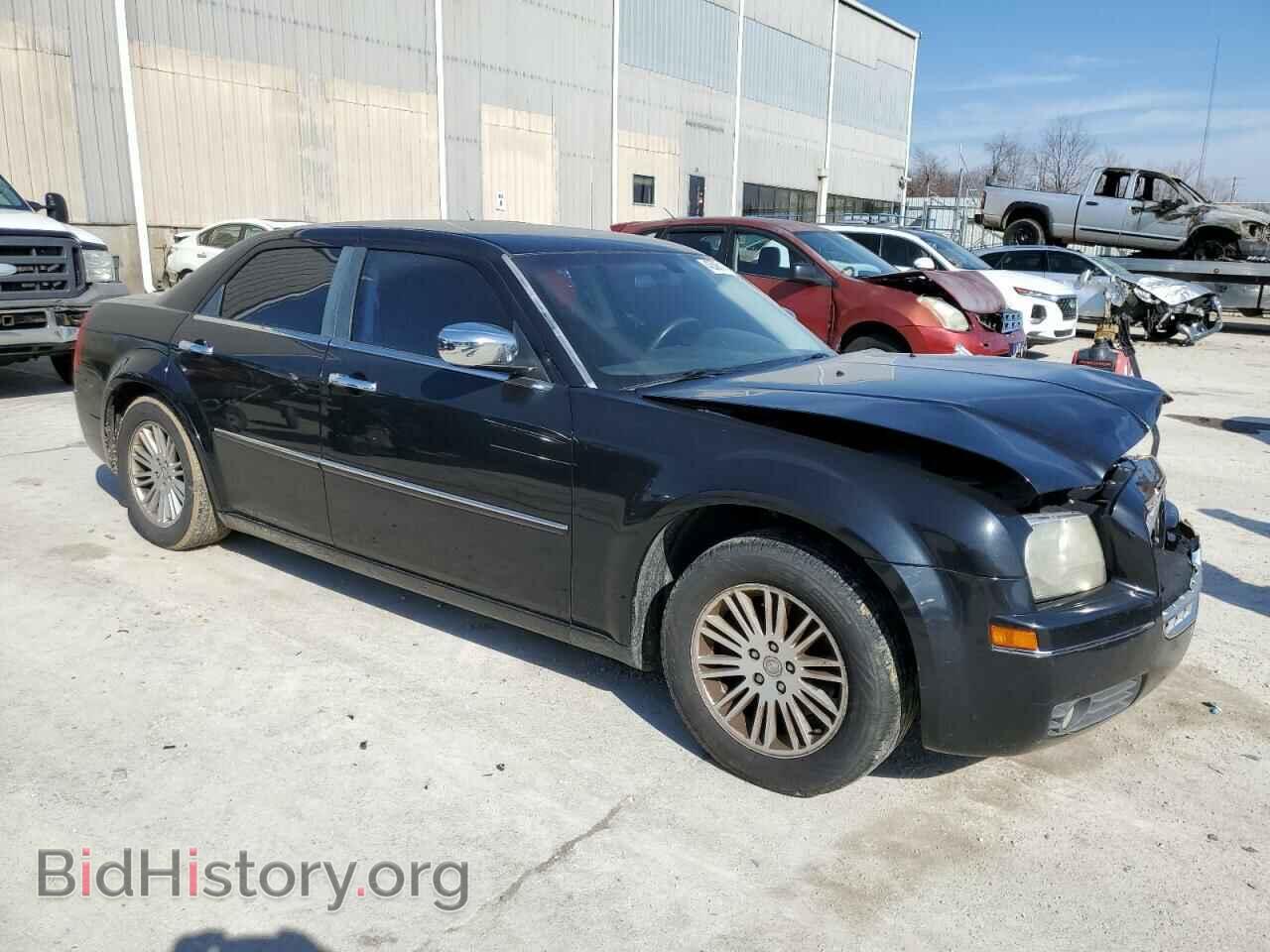 2010 CHRYSLER 300 - VIN: 2C3CA5CV3AH201312 - Фото 4