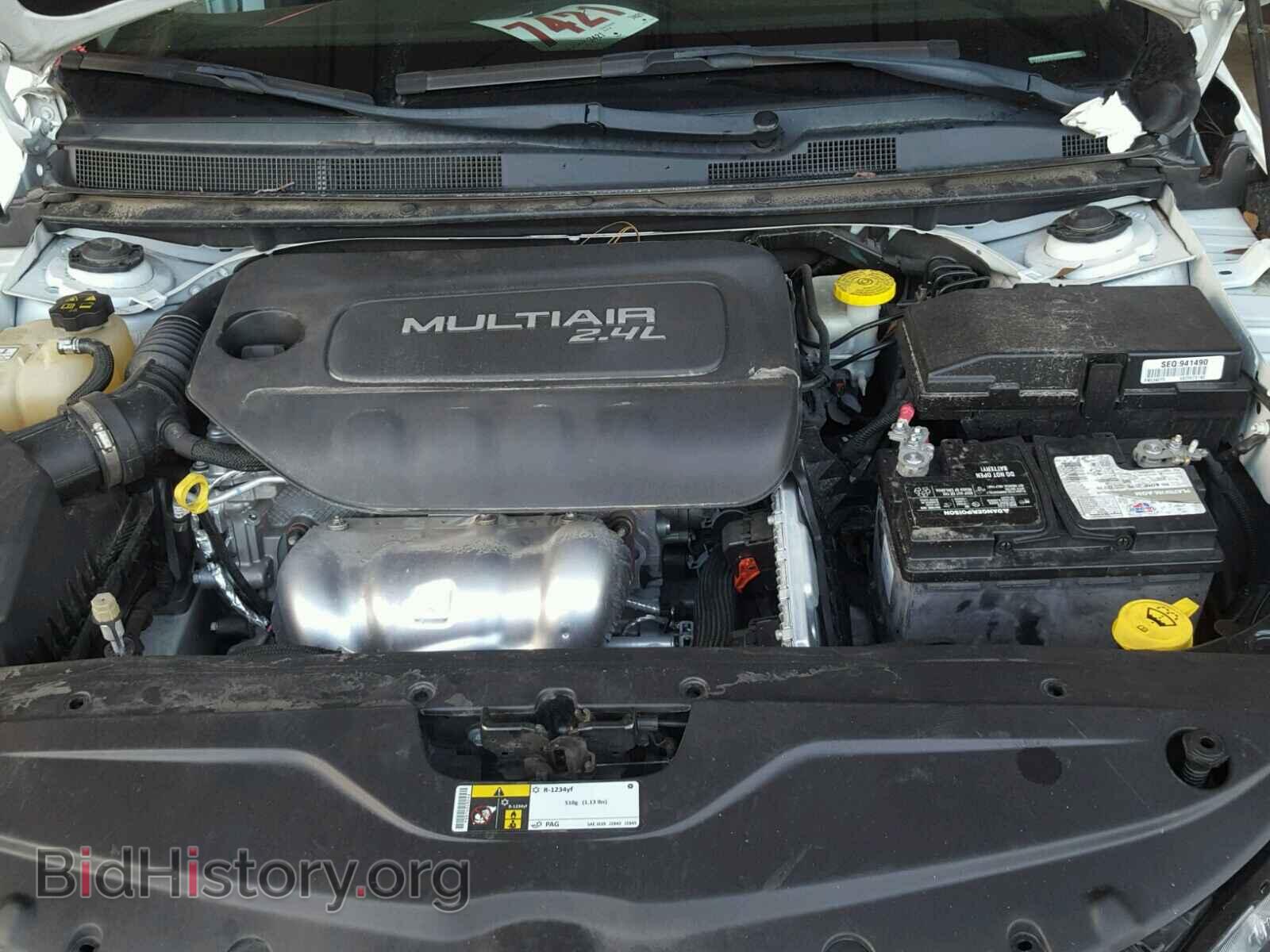 2015 CHRYSLER 200 - VIN: 1C3CCCAB7FN534070 - Фото 7