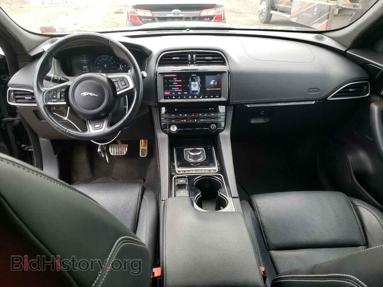 2017 JAGUAR F-PACE - VIN: SADCM2BV0HA058769 - Фото 8