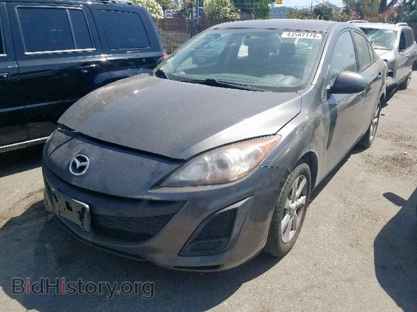 2011 MAZDA 3 - VIN: JM1BL1VG0B1490321 - Photo 2