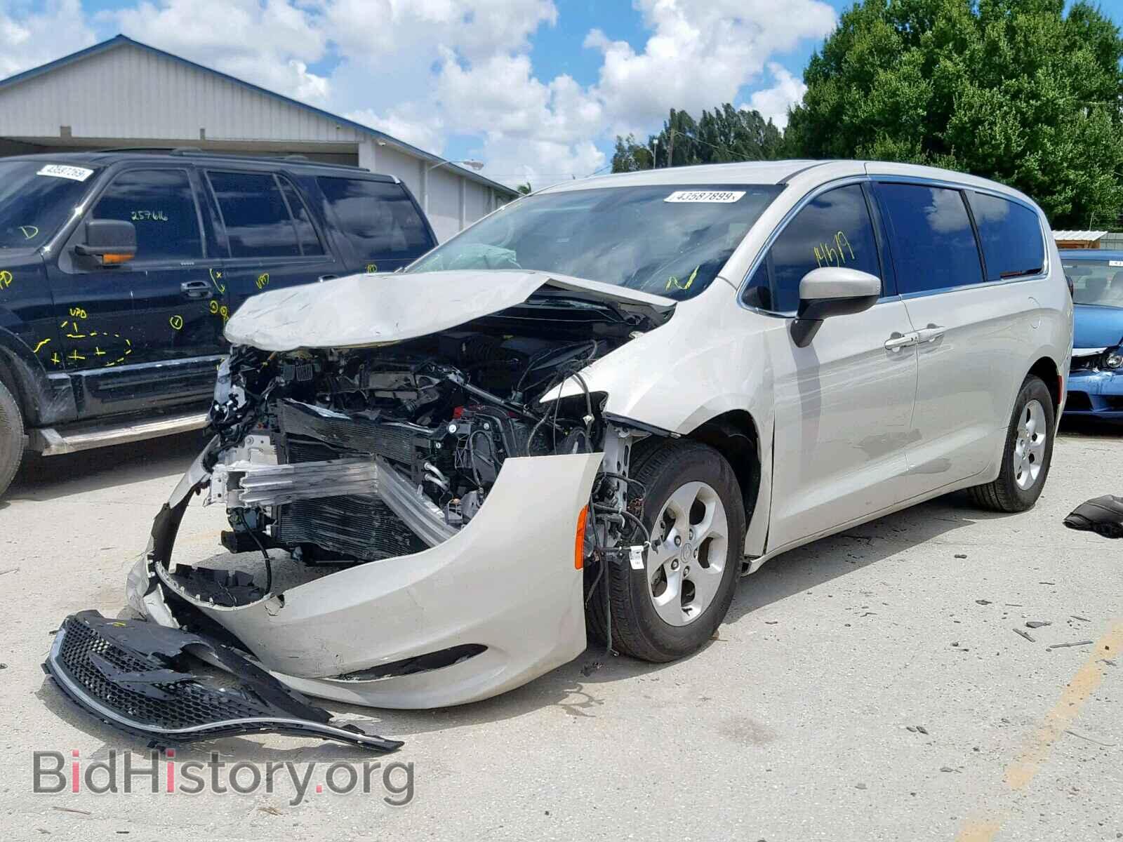 2017 CHRYSLER PACIFICA L - VIN: 2C4RC1CG0HR723457 - Photo 2