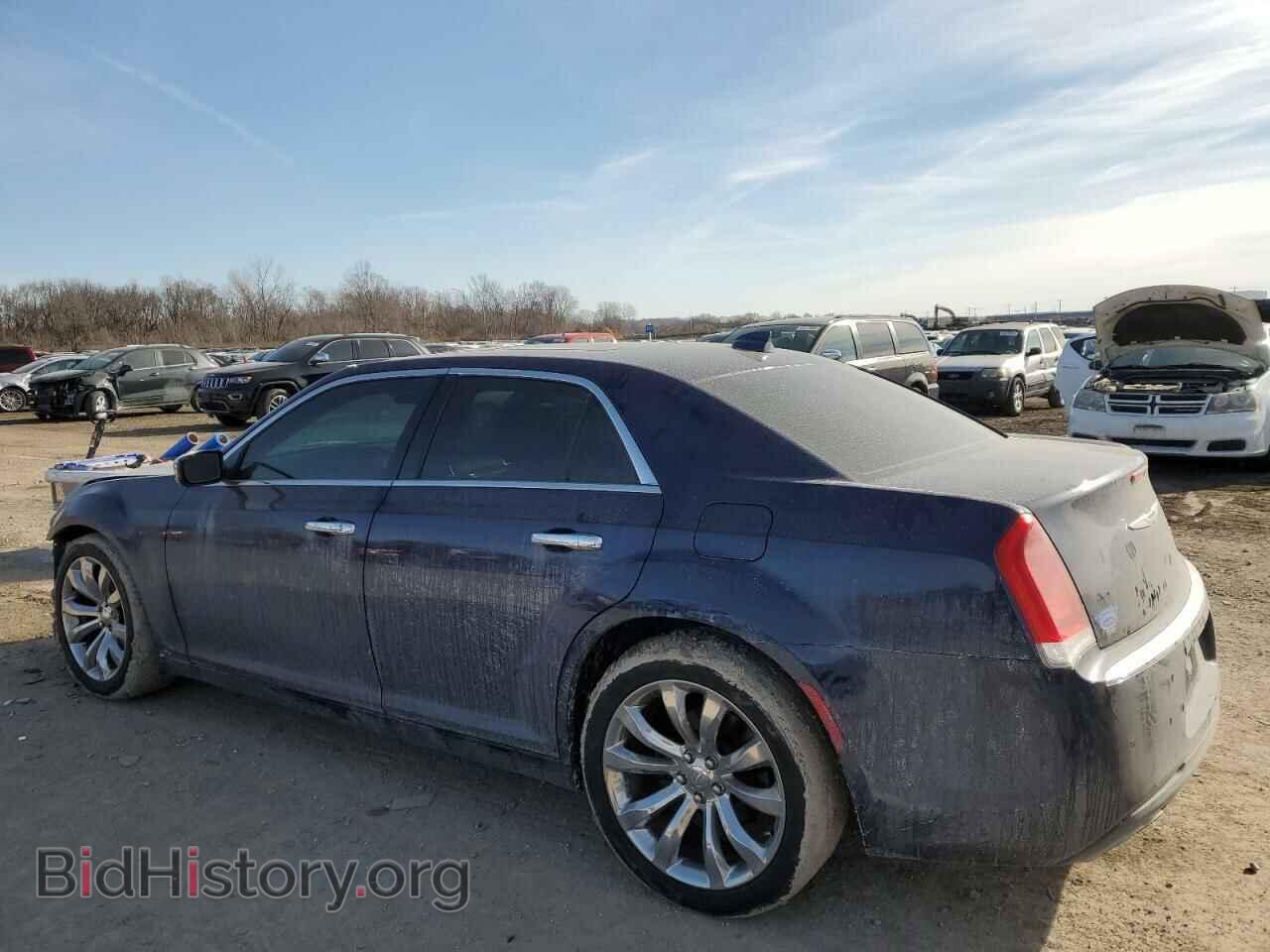 2017 CHRYSLER 300 - VIN: 2C3CCAEG6HH576865 - Фото 2