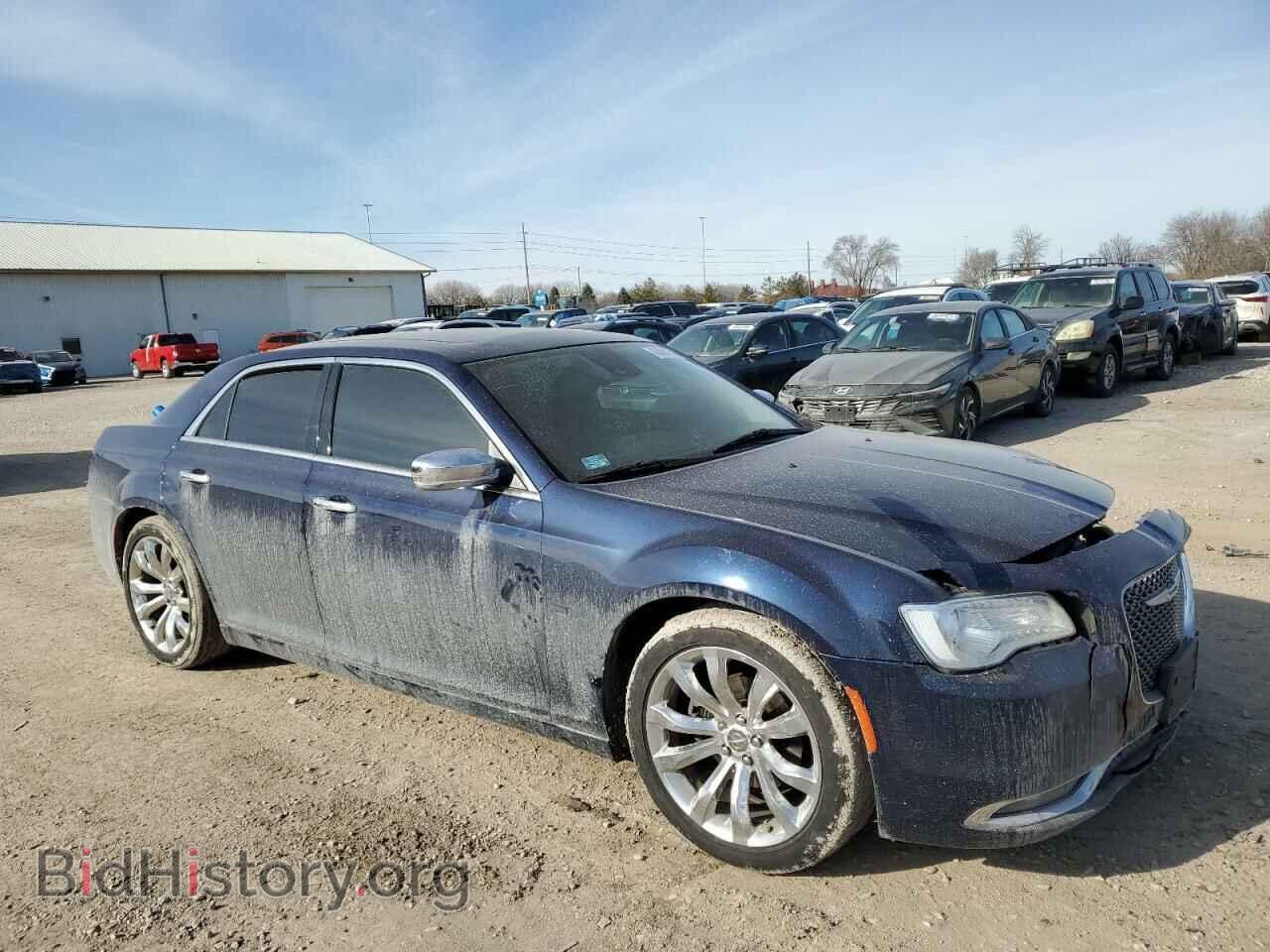 2017 CHRYSLER 300 - VIN: 2C3CCAEG6HH576865 - Фото 4