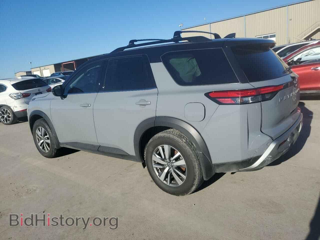 2023 NISSAN PATHFINDER - VIN: 5N1DR3CA6PC264745 - Фото 2