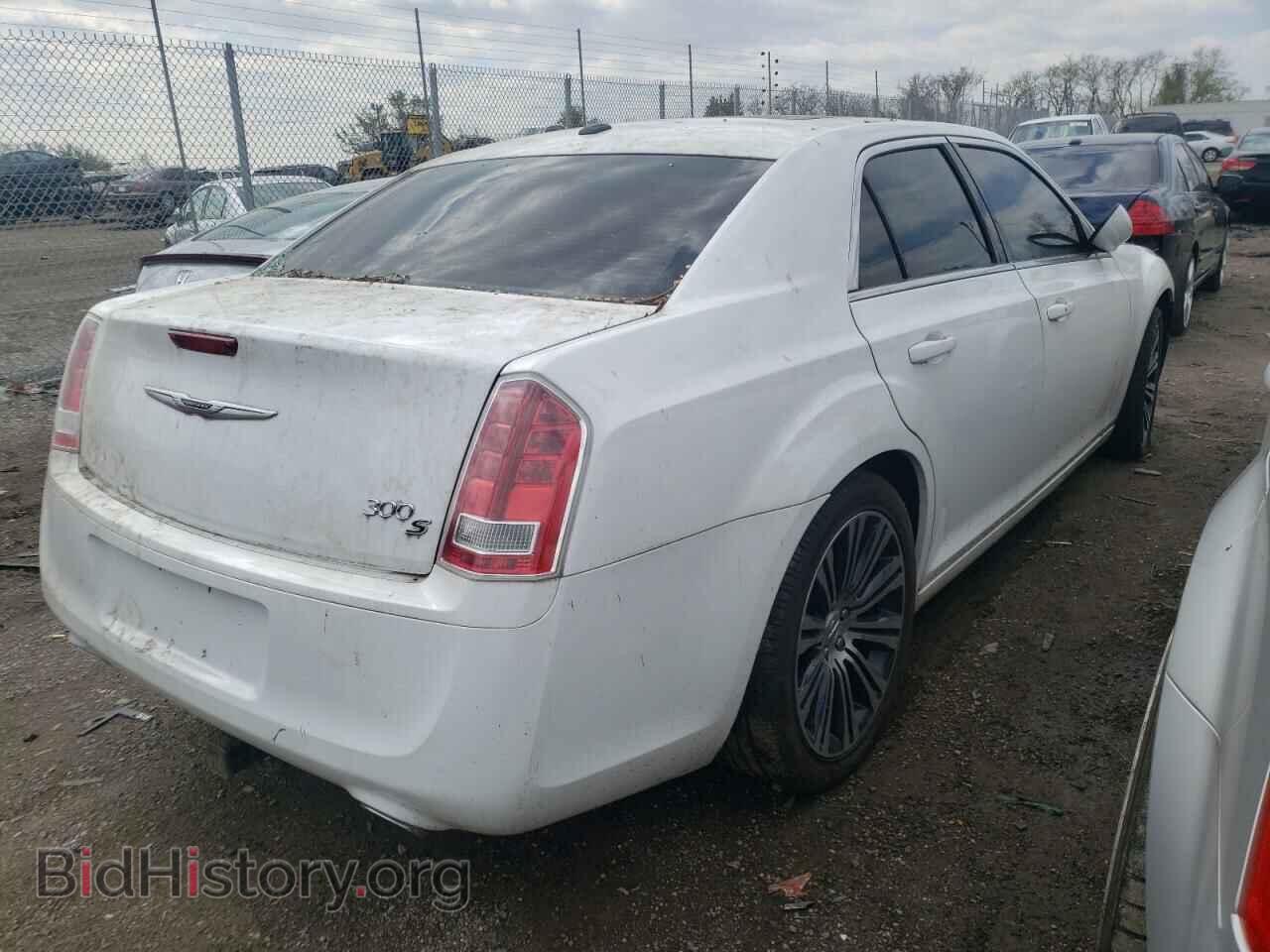 2014 CHRYSLER 300 - VIN: 2C3CCABG4EH119536 - Фото 4