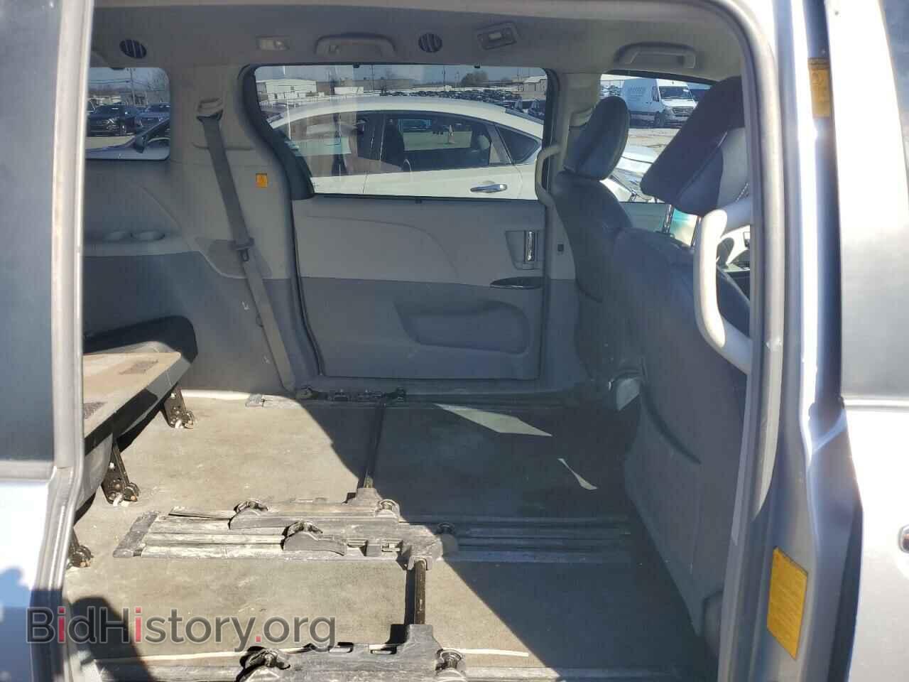 2013 TOYOTA SIENNA - VIN: 5TDXK3DC2DS349727 - Фото 11