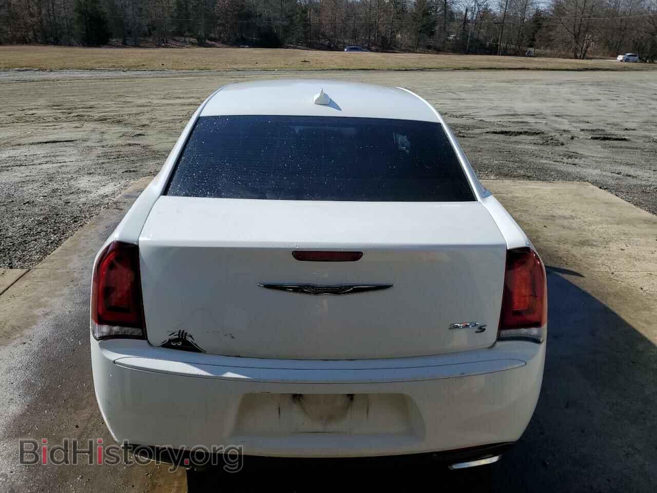 2019 CHRYSLER 300 - VIN: 2C3CCABG5KH654077 - Фото 6
