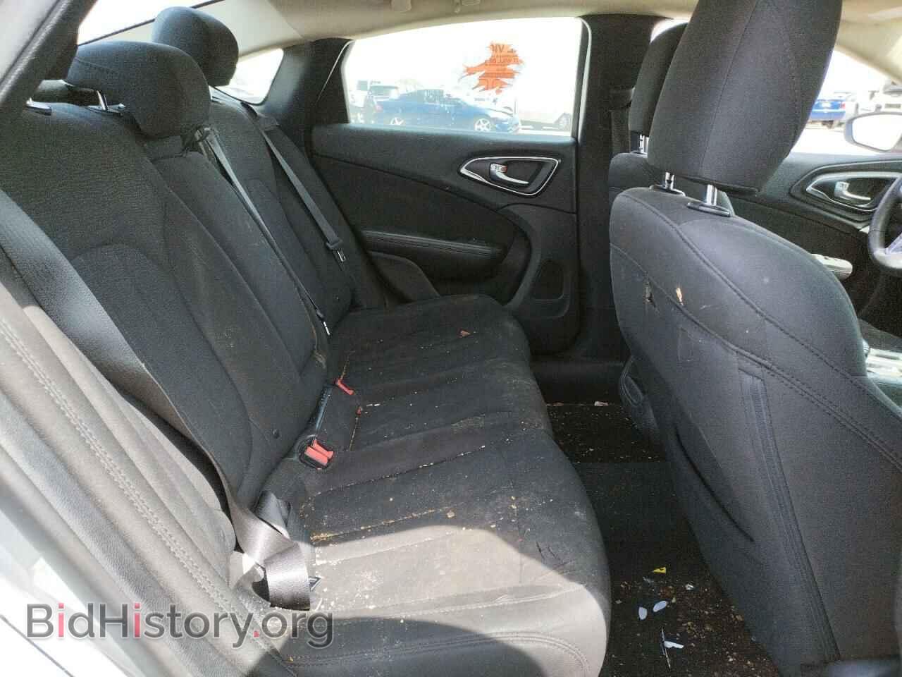 2016 CHRYSLER 200 - VIN: 1C3CCCAB1GN170830 - Фото 6