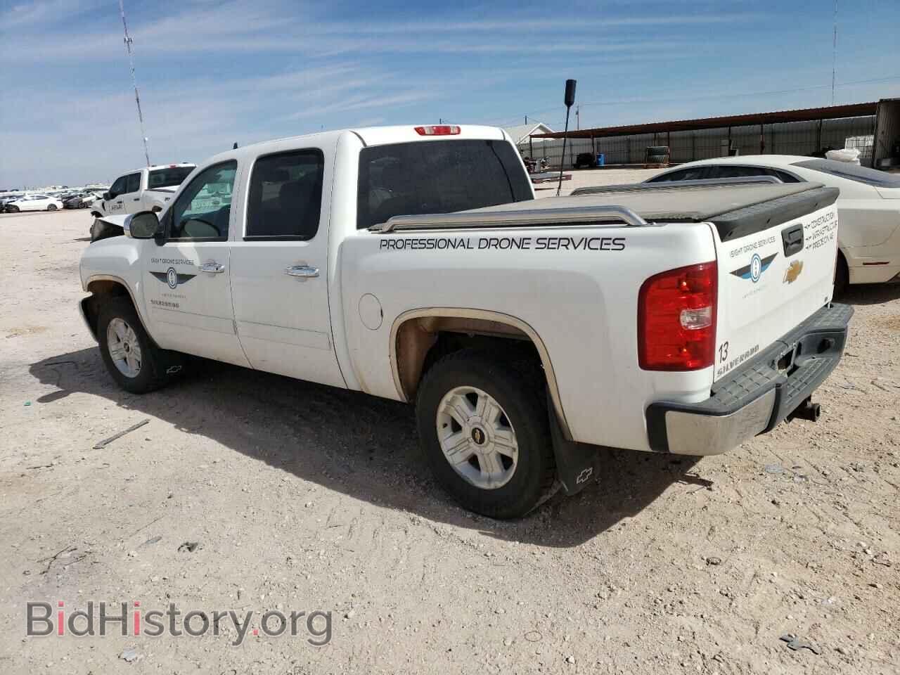 2013 CHEVROLET SILVERADO - VIN: 3GCPKSE71DG308631 - Фото 2