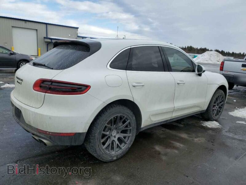 2017 Porsche MACAN (VIN WP1AB2A52HLB14451) — photo 3 of 13