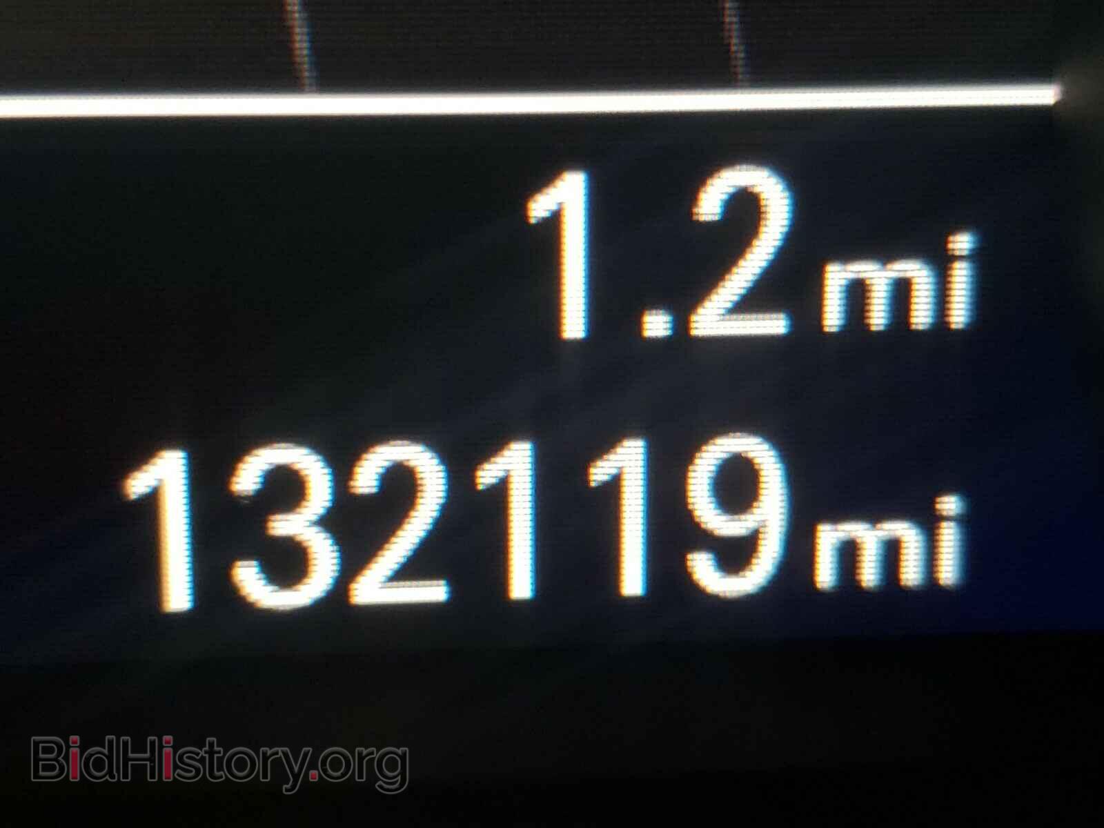 2015 AUDI A8 - VIN: WAU3GAFDXFN013551 - Фото 8