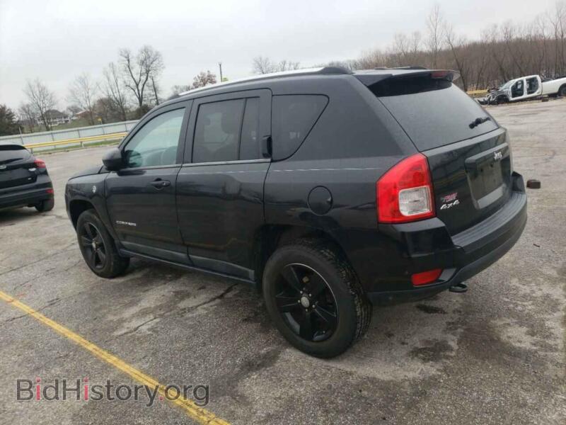 2011 Jeep COMPASS (VIN 1J4NF1FB8BD180482) — photo 2 of 12