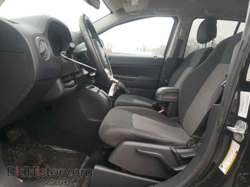 2011 Jeep COMPASS (VIN 1J4NF1FB8BD180482) — photo 7 of 12