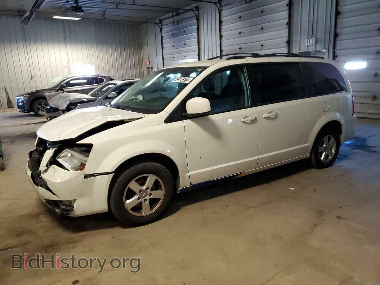 Photo 2D4RN5D17AR158967 - DODGE CARAVAN 2010