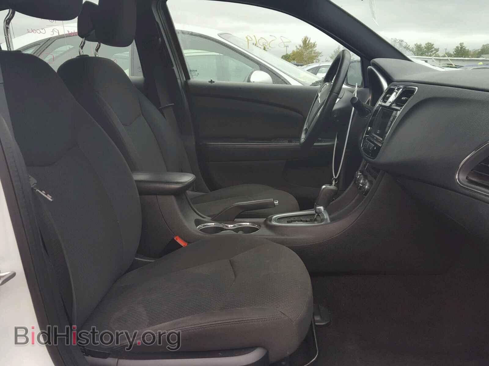 2011 CHRYSLER 200 - VIN: 1C3BC1FG4BN562827 - Фото 5